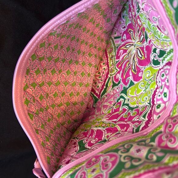 Vera Bradley Vibrant Pink & Green Patterned Tote Bag Excellent Condition - Picture 9 of 11